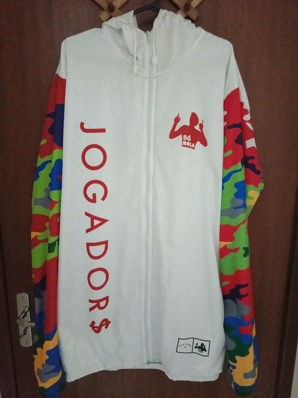 Jaqueta Jogadores com estampa camuflada