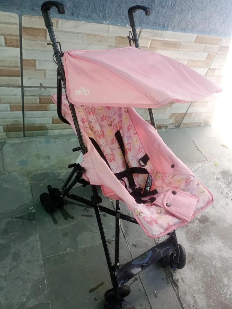 Carrinho de bebê guarda chuva 