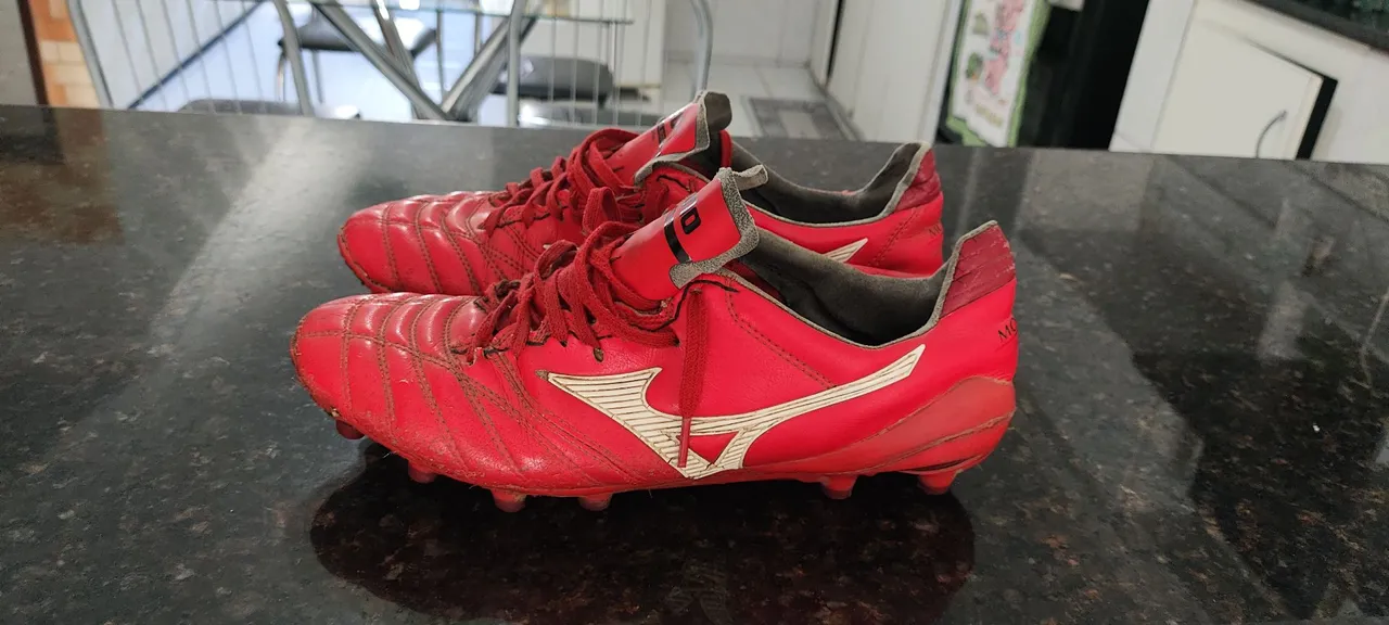Chuteiras Mizuno Morelia Neo - Tamanho 40,41