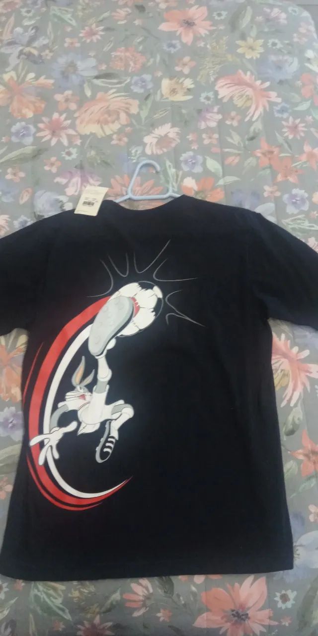 Camiseta infantil do São Paulo com estampa Looney Tunes tam. XL. Produto oficial. Nova  - Foto 5