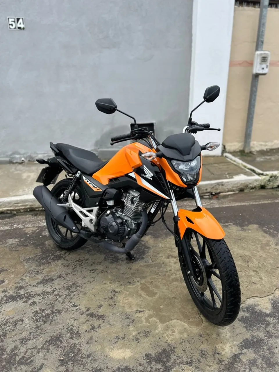 Titan 160 2025