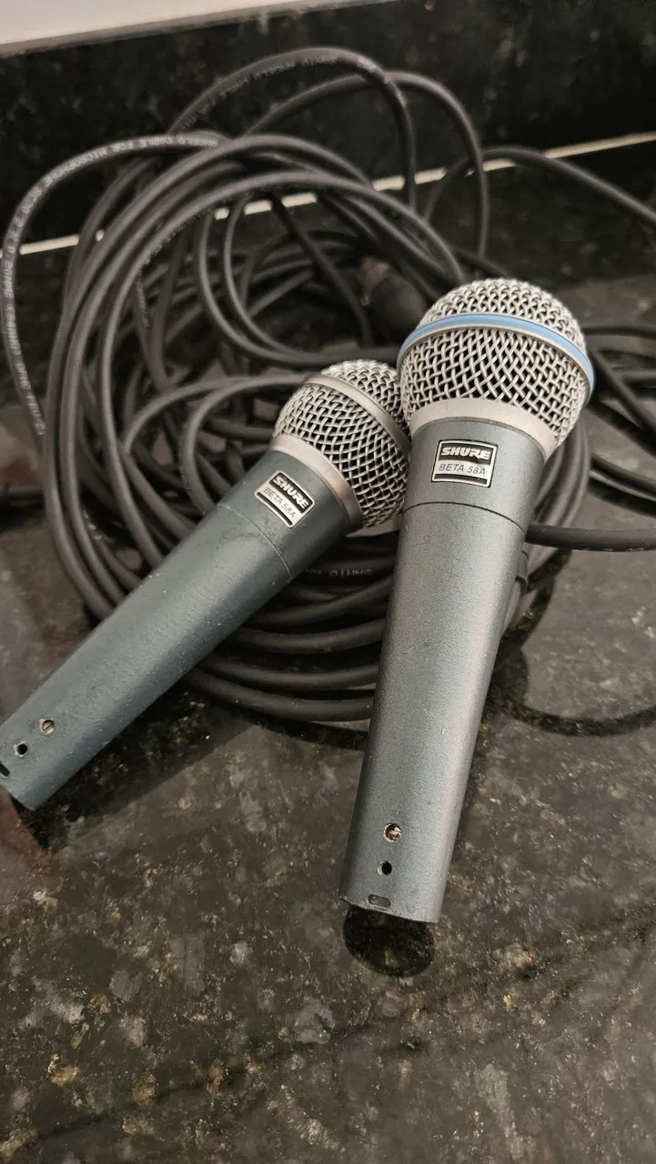 Dois Microfones Shure Beta 58A - Usados