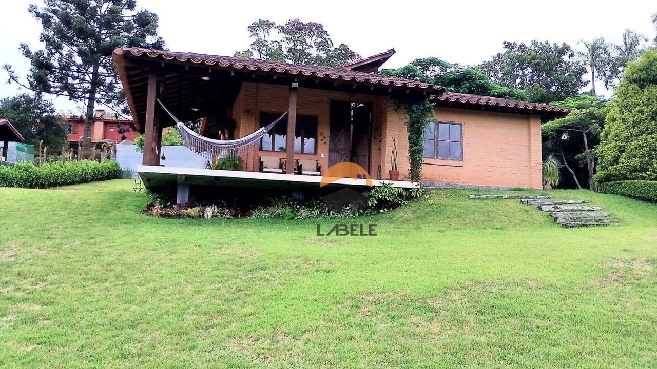 Casa mobiliada - 2 dormitórios - Granja Viana - Paisagem Renoir II e III - Cotia