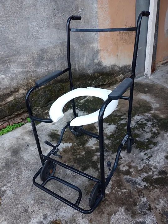 cama hospitalar, cadeira de rodas, cadeira de banho - Foto 6