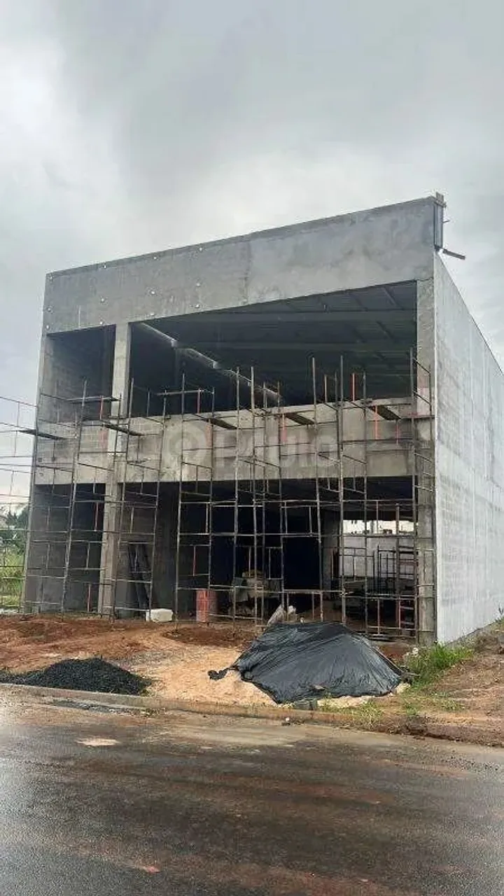 SALÃO SUPERIOR PARA LOCAÇÃO- BAIRRO RESIDENCIAL FORTALEZA