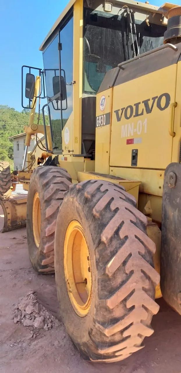 MOTONIVELADORA PATROL VOLVO G-930 - Foto 4