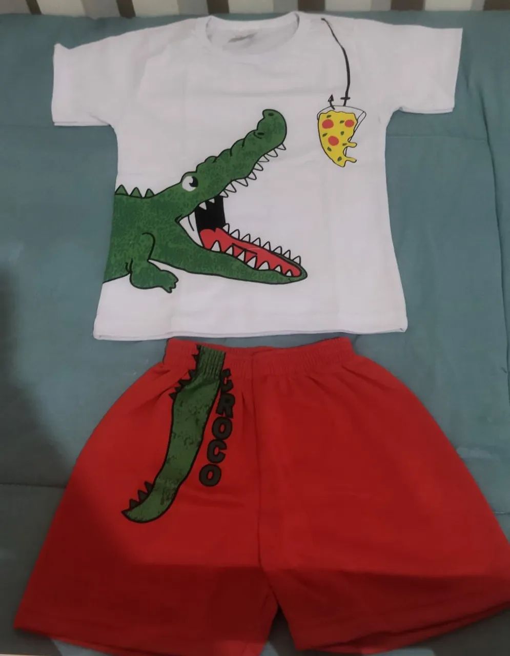 Conjunto Crocodilo - Camiseta e Shorts