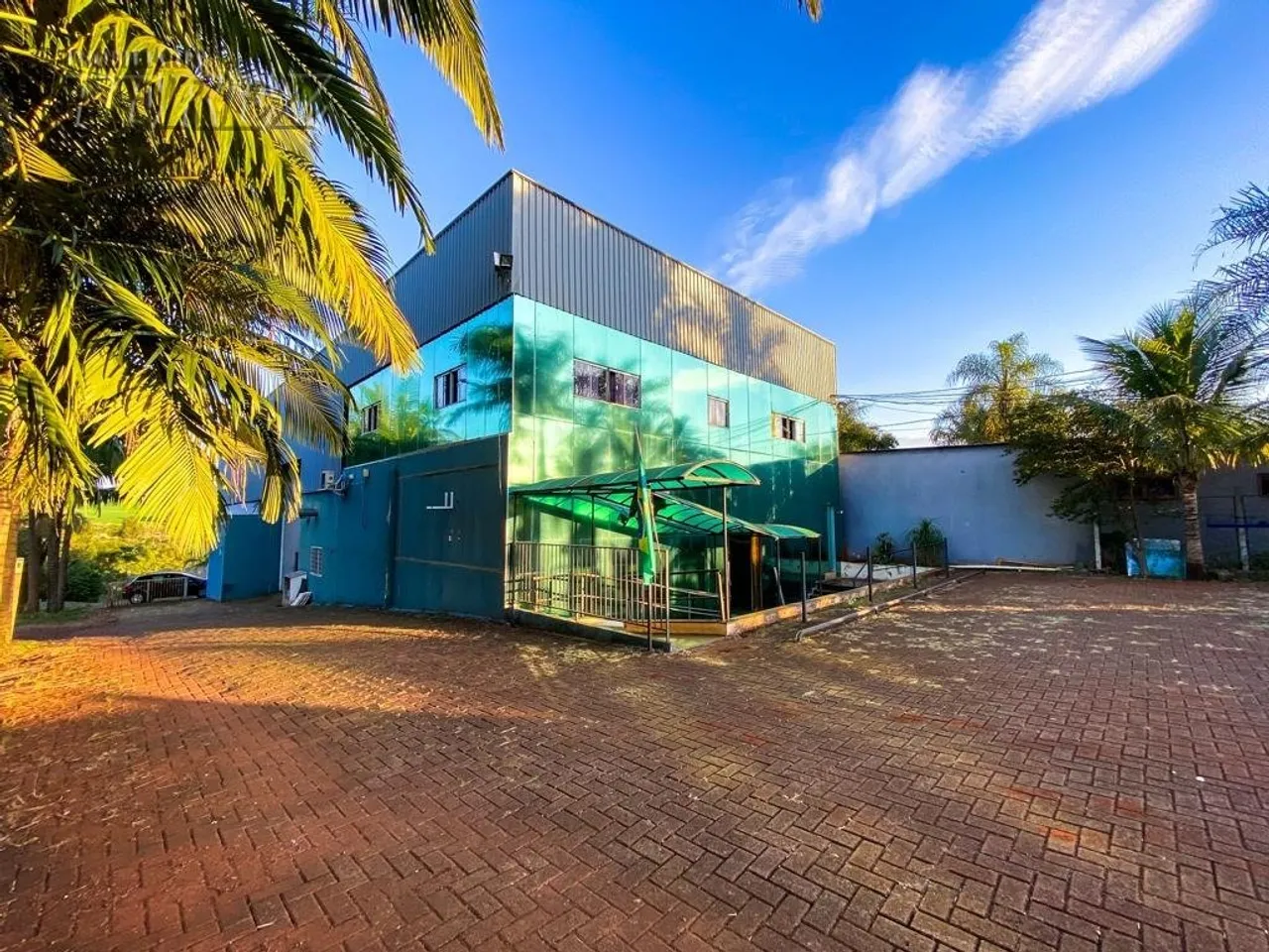 A Imobiliária Perez oferece a você mais uma ótima oportunidade de barracão para locação em