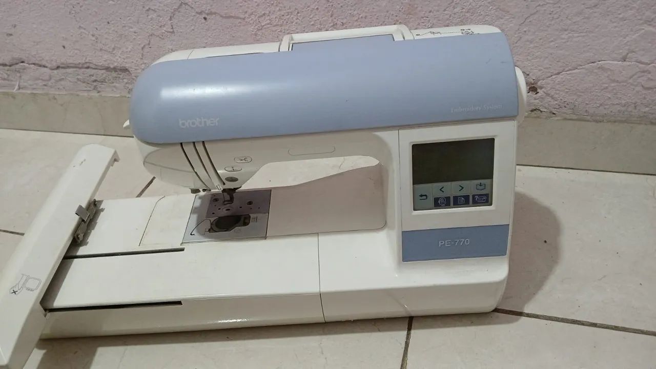 Máquina de Bordar Brother PE-770 - Foto 3