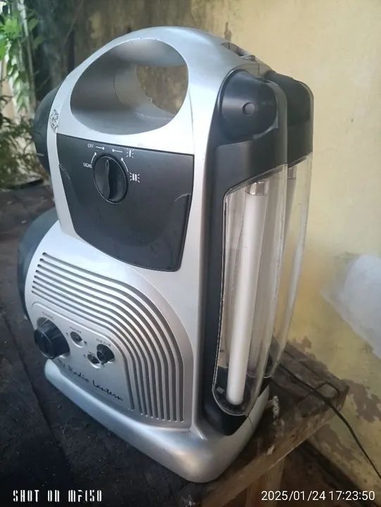 Tv rádio Am FM e lanternas frente e atras 