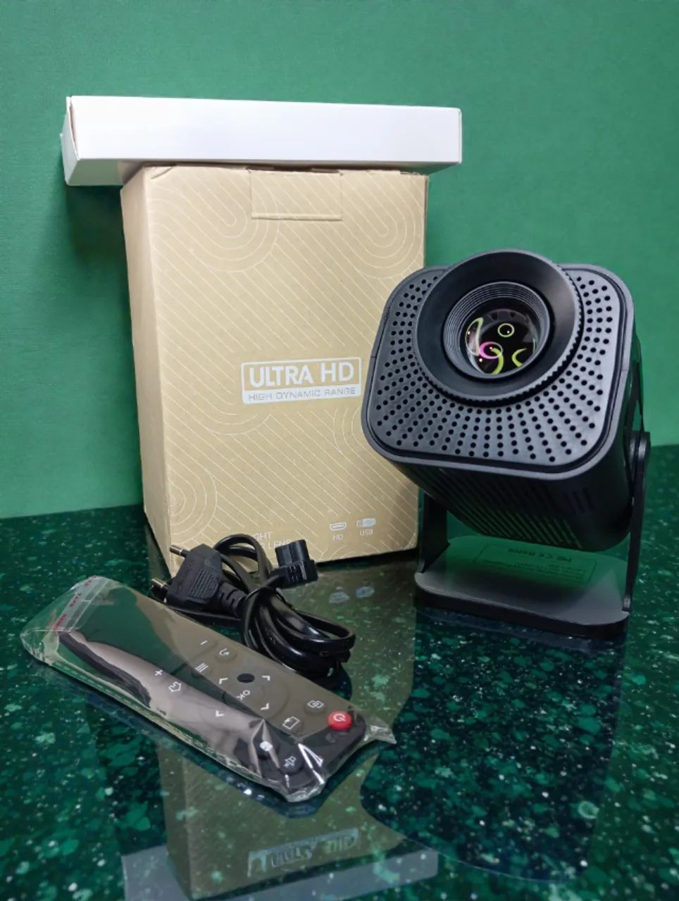 Mini Projetor Portátil Hy320 4k Wifi Android Bluetooth (Tela de 145 Polegadas)*C/ GARANTIA
