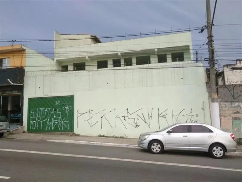 Prédio Comercial em Ermelino Matarazzo com aproximadamente 328,25m² de área útil