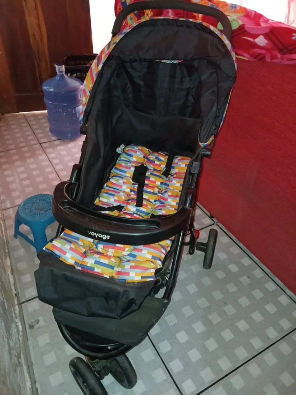 Carrinho de Bebê Voyage - Usado