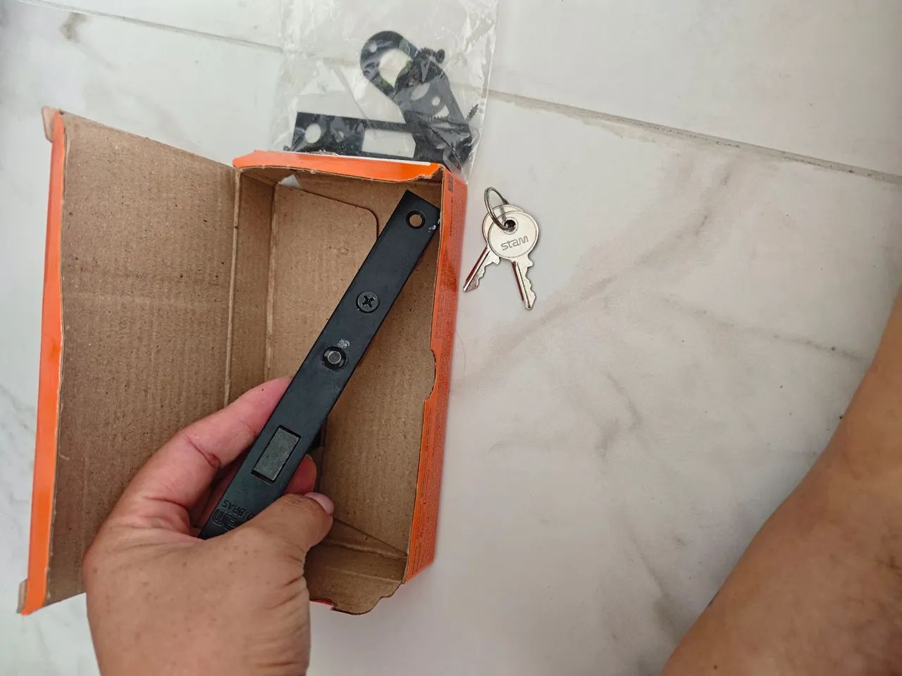 Fechadura para Porta de correr - Nova - Foto 2
