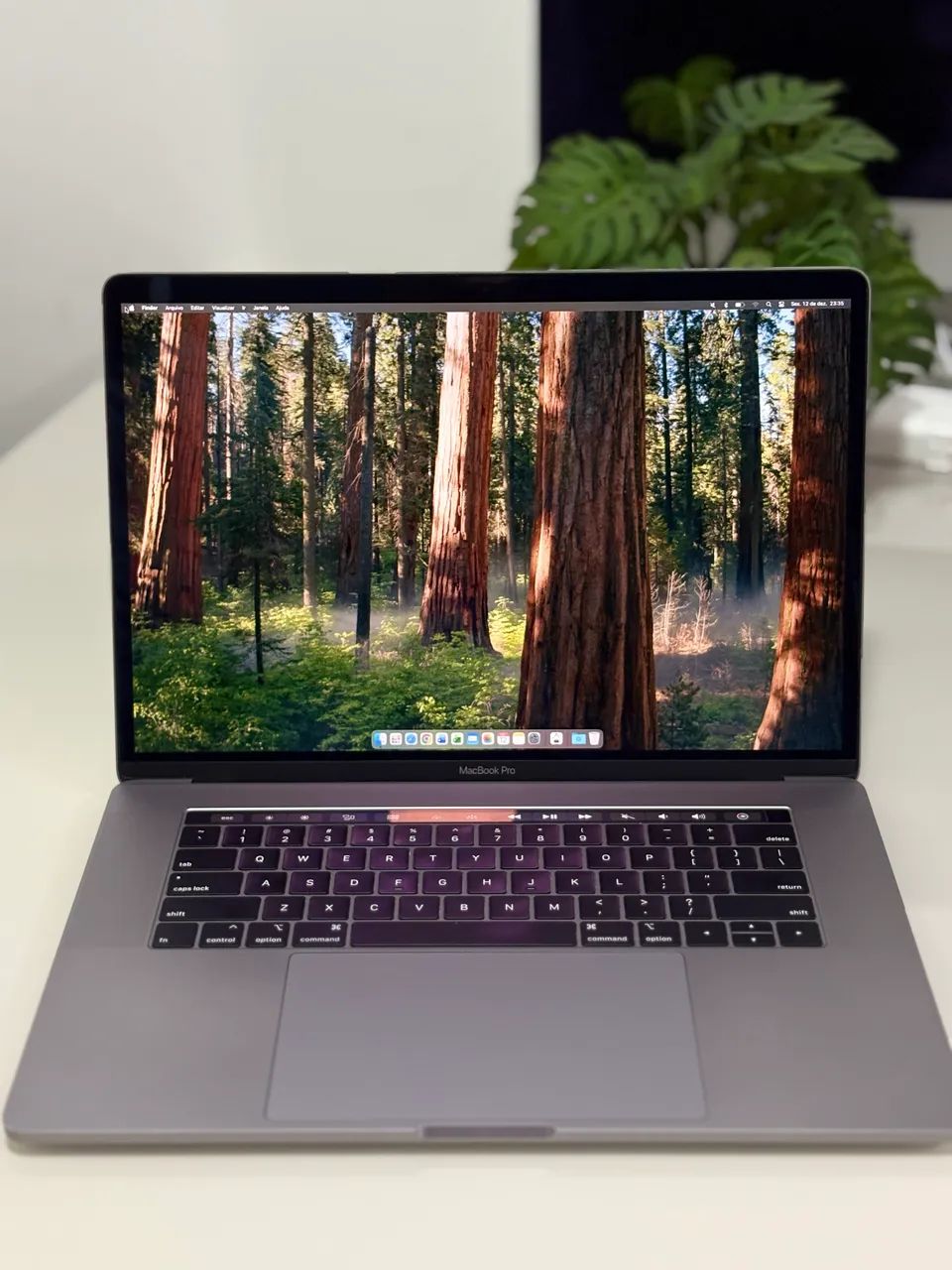 MacBook Pro 2019 i9/16GB/512GB 15 Polegadas - Notebooks - Centro