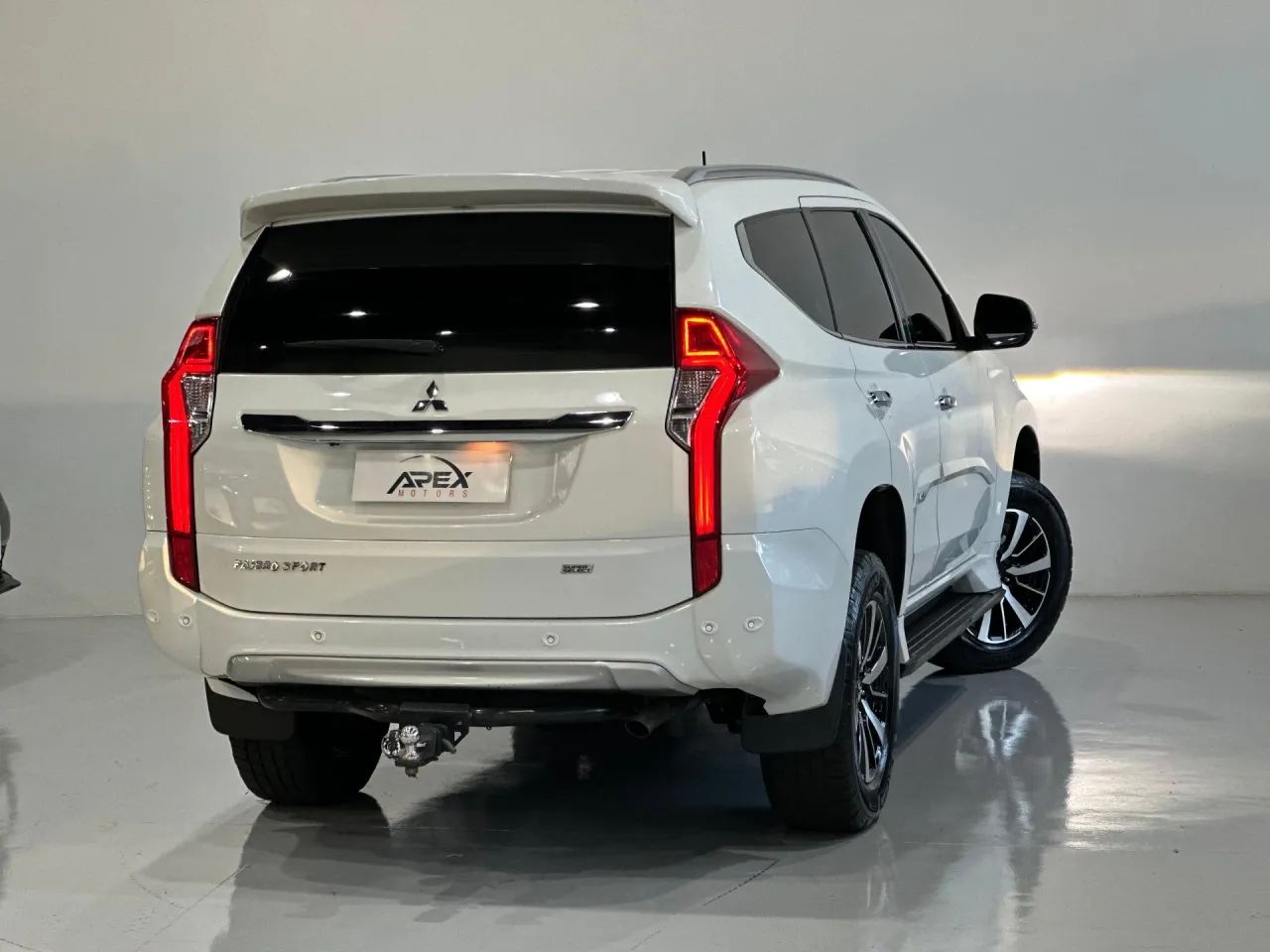 MITSUBISHI PAJERO SPORT 2.4 16V MIVEC TURBO DIESEL HPE AWD AUTOMÁTICO BRANCO 2020 - Foto 3