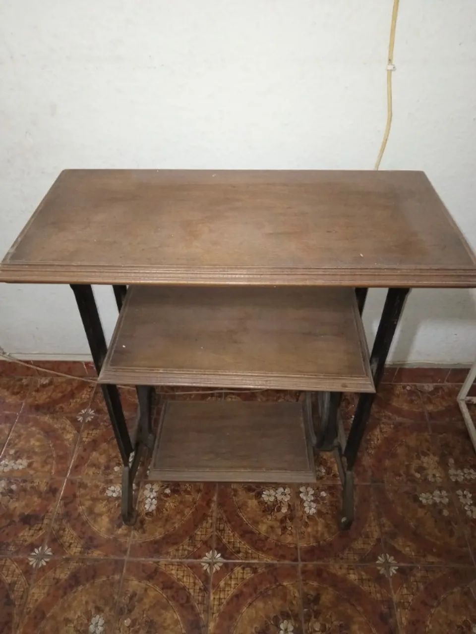 PE DE MÁQUINA DE COSTURA 
