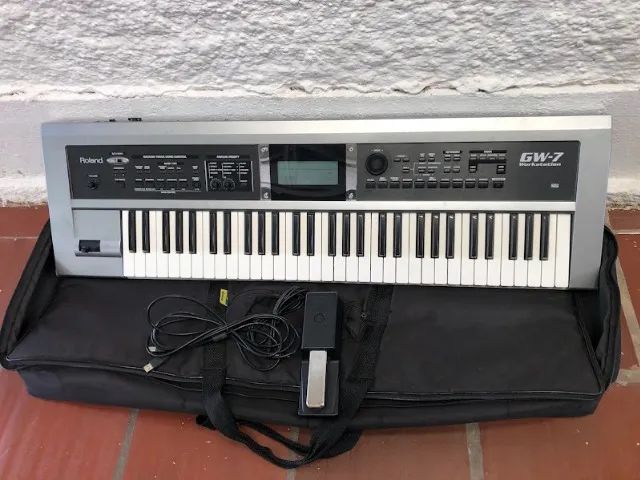 Roland Gw7 Teclado Arranjador c/ritmos Brasil parcelo no Olxpay/ML ...