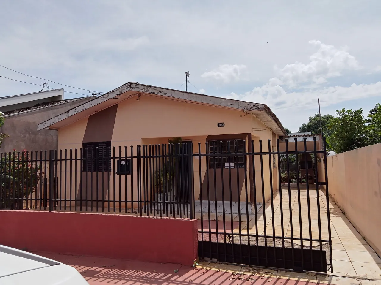 Vendo casa, data inteira.