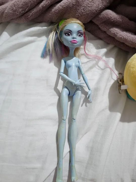 Boneca Monster High abby