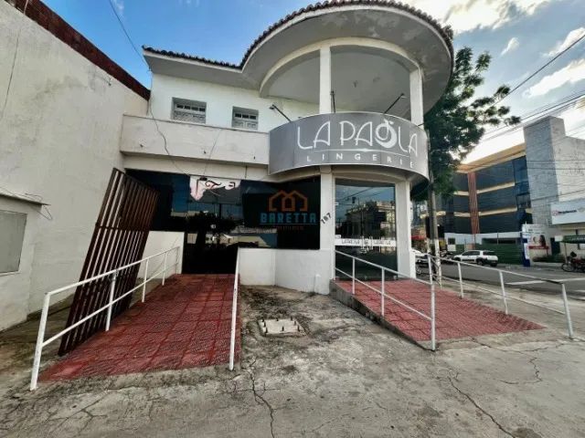 CÓD: 2088. Prédio de Esquina para Locação no bairro Centro.