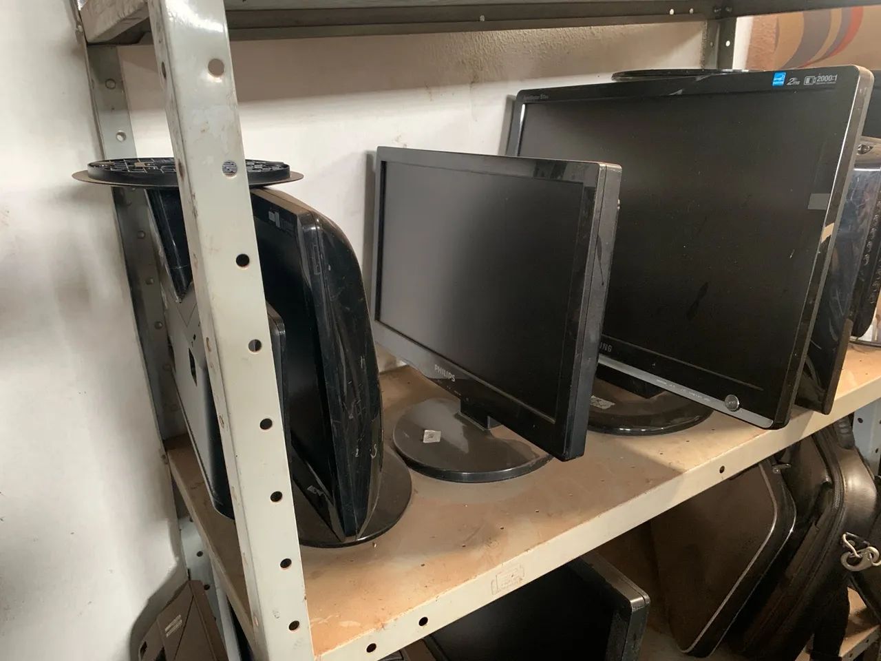 50 Monitores Diversos  - Foto 2