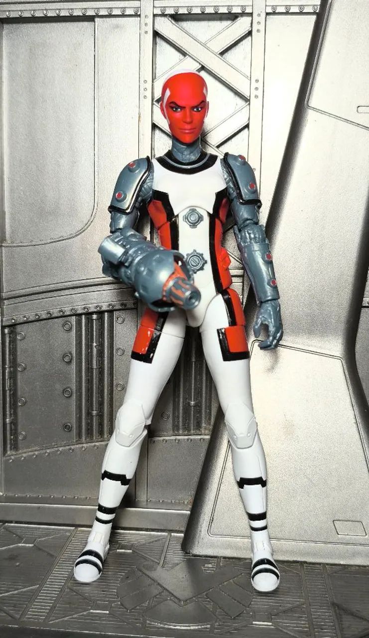 MARVEL LEGENDS/OMEGA SENTINEL