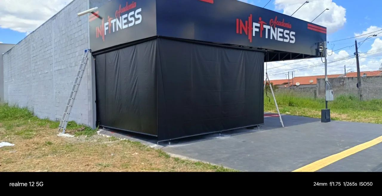 Toldo vertical em lona PVC