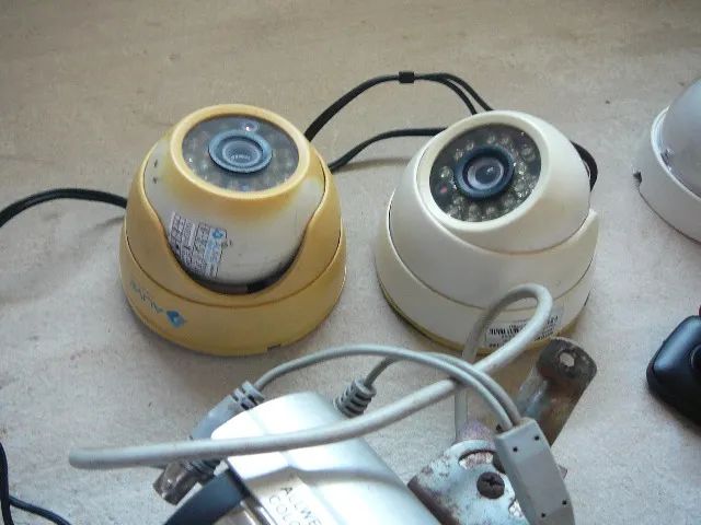 kit 4 câmeras + DVR + Caixa Metálica - Usado - Foto 5