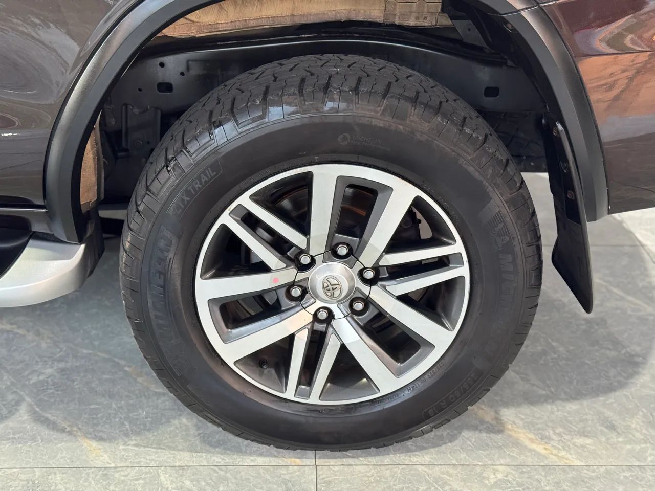 Toyota Hilux SW4 SRX 4X4 2.8 TDI 16V Dies. Aut. 2019 - Foto 9