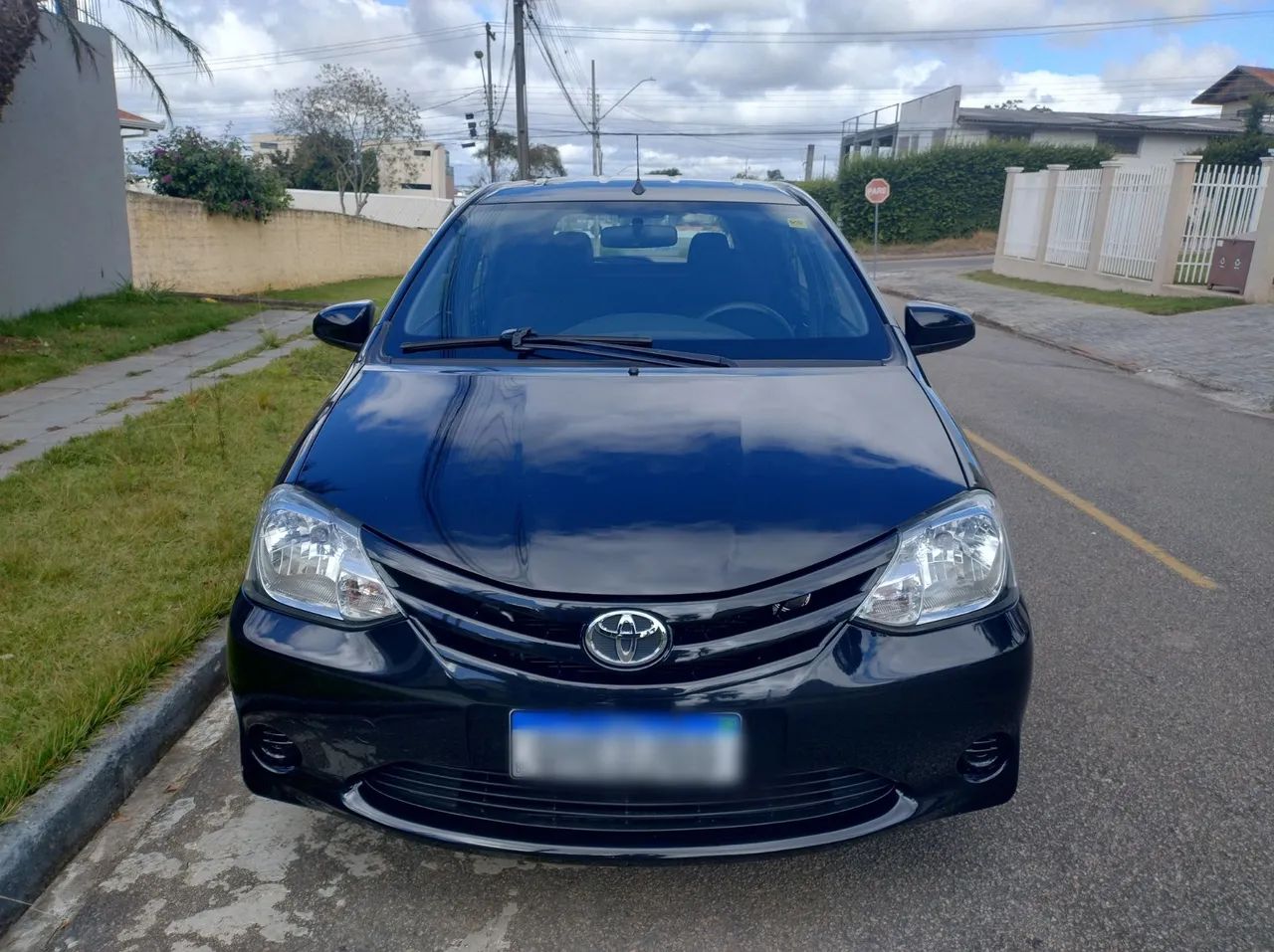 Toyota Etios X 1.3 flex 2015 Manual - Foto 3