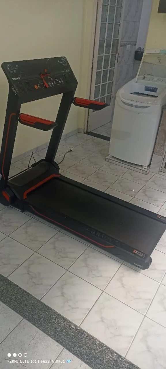 Esteira Elétrica Genis no plástico ! Última geração Toca até música