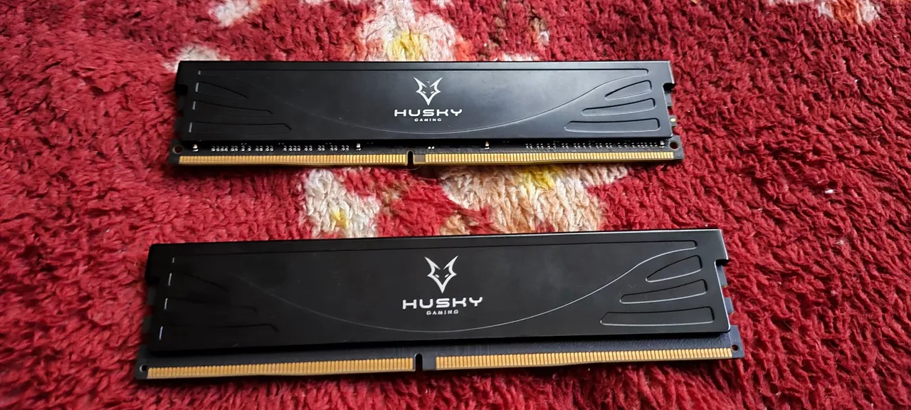 Memória RAM Husky Gaming 2x 8gb (16GB) leia descrição