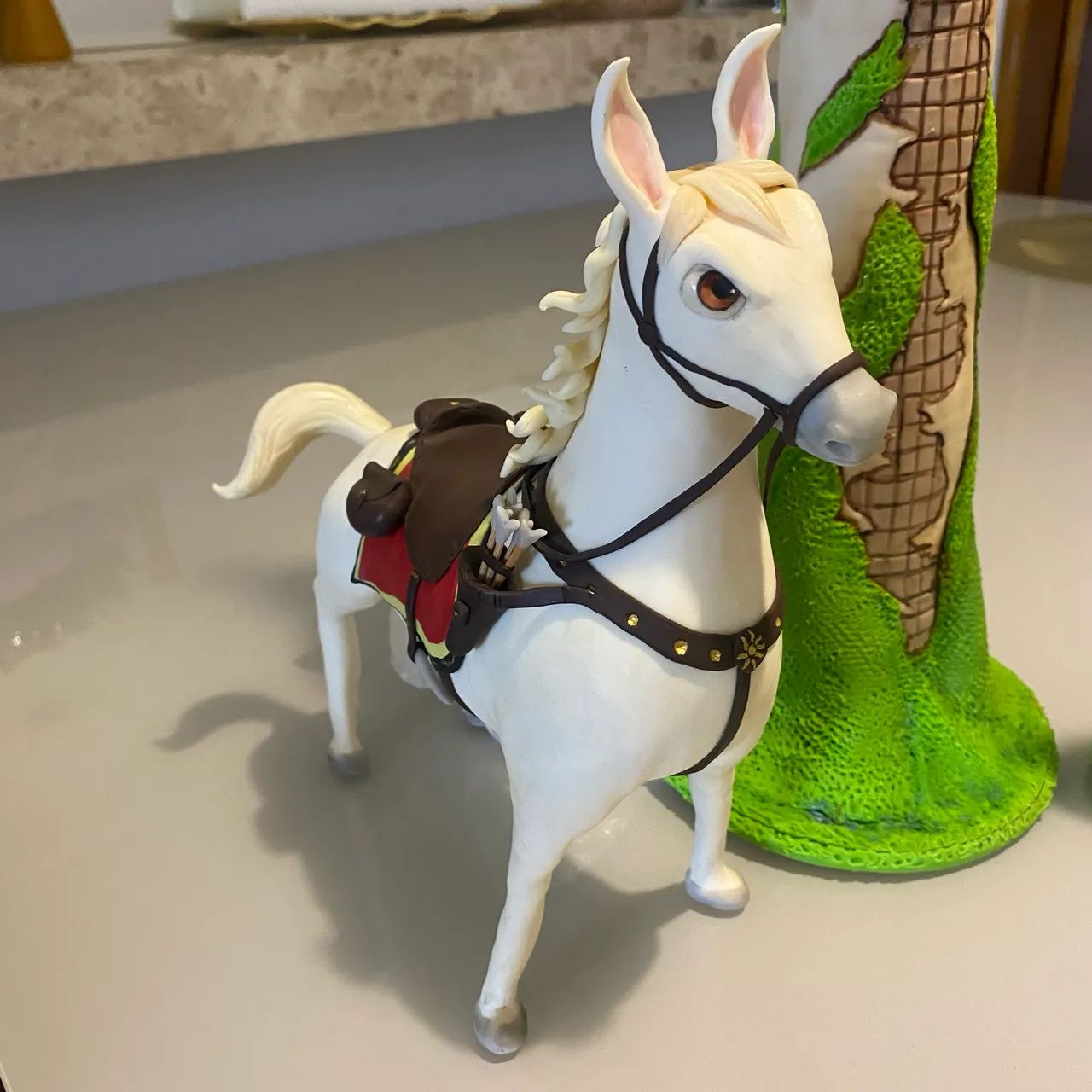 Personagens Rapunzel em biscuit  - Foto 5