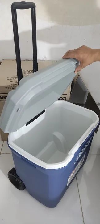 Geladeira Portátil Coleman com Rodas e Porta Copos - Foto 4