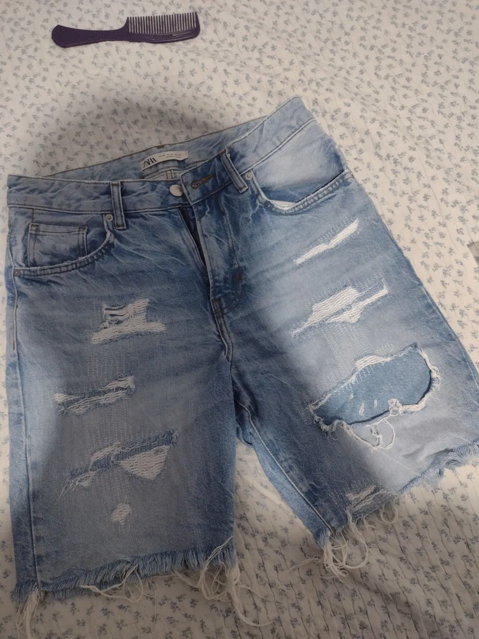 Shorts jeans destroyed - Zara