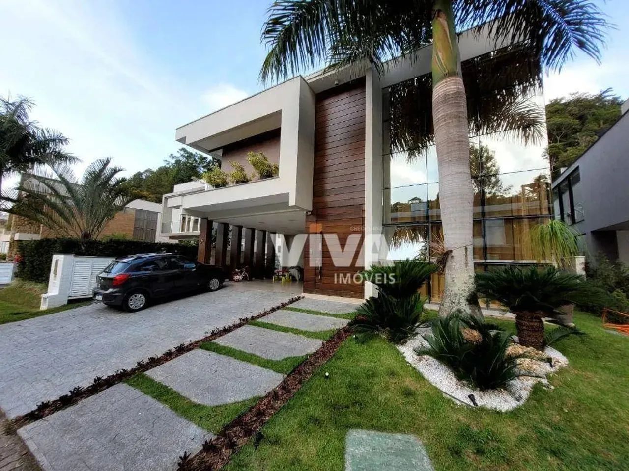 Casa com 4 dormitórios à venda, 590 m² , Fazenda - Itajaí/SC