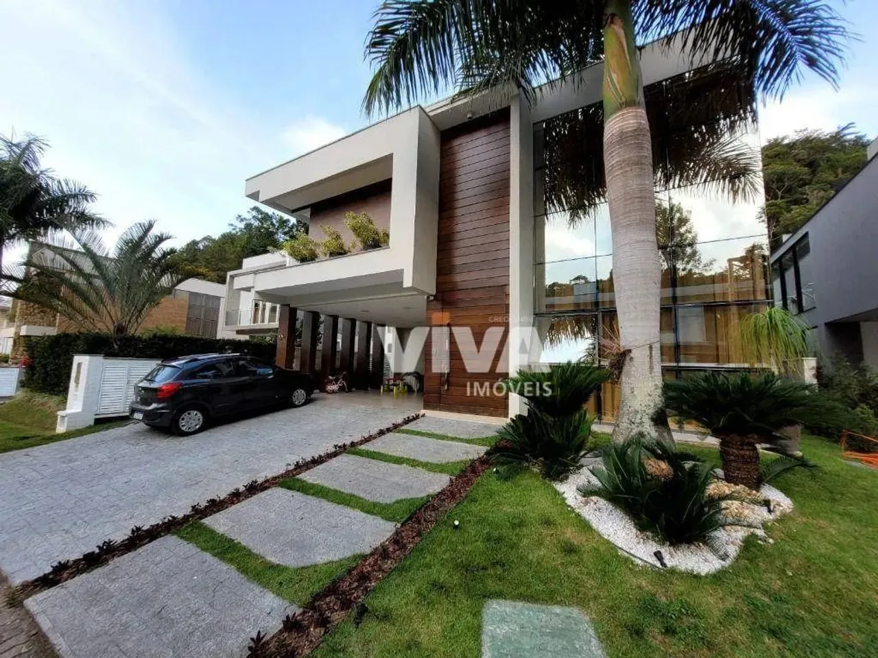 Casa com 4 dormitórios à venda, 590 m² , Fazenda - Itajaí/SC