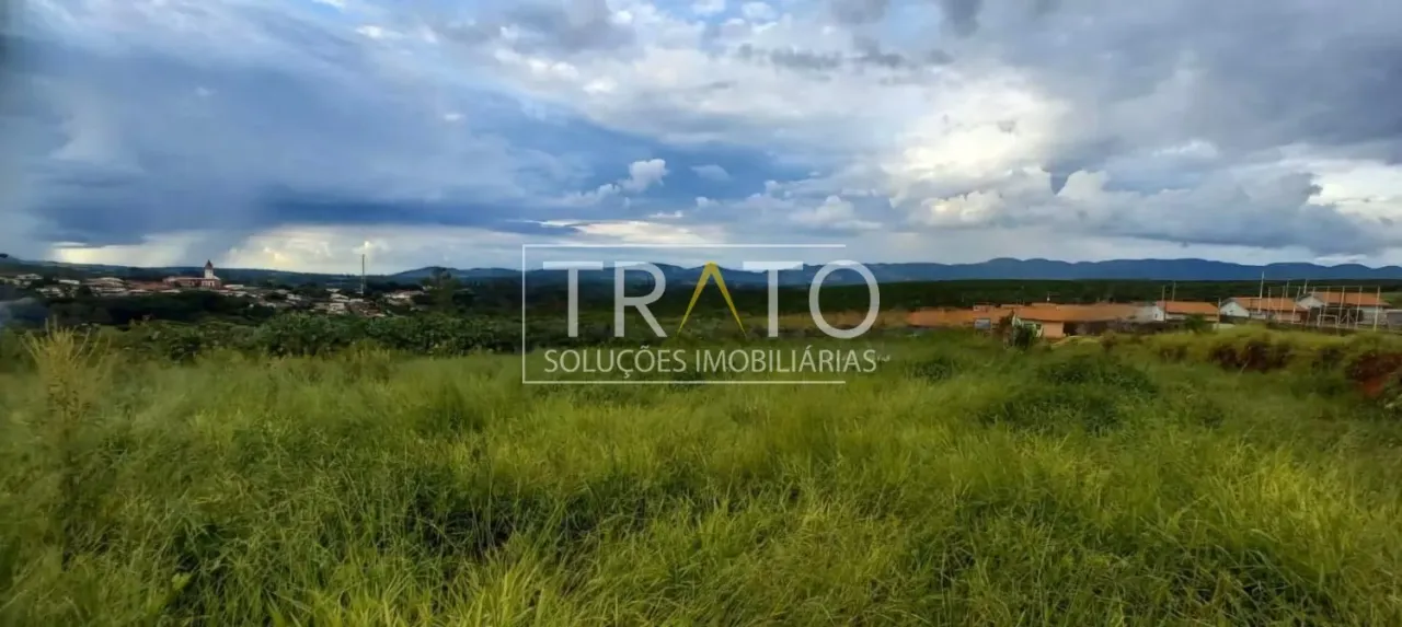 Terreno à venda de 1.400 metros