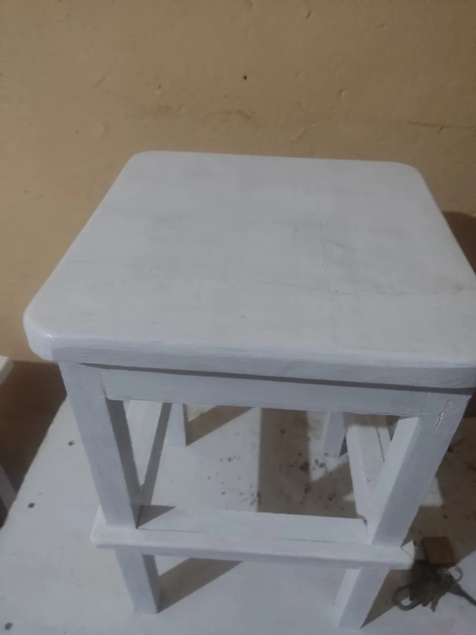Banco de Madeira branco 