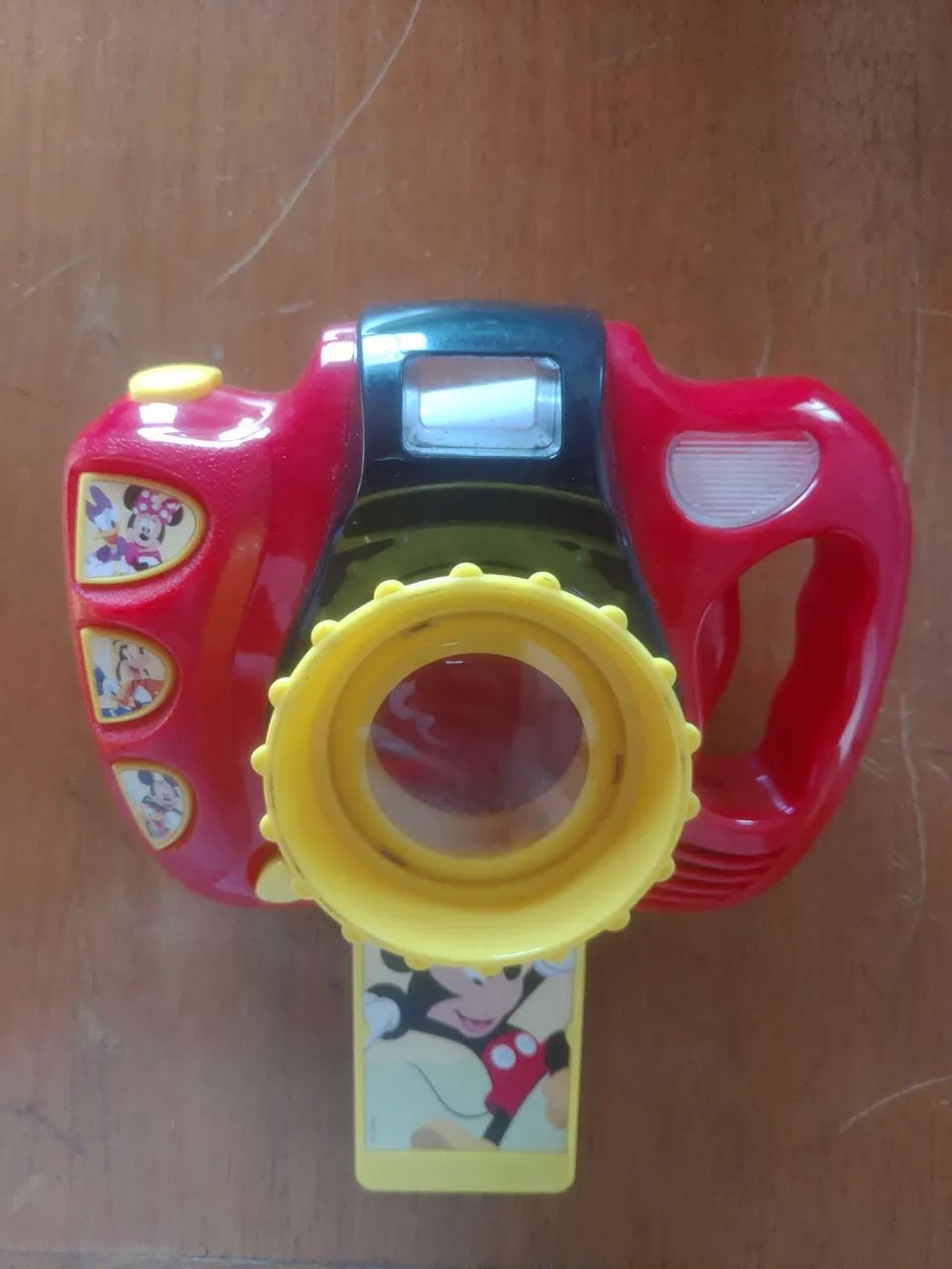 Máquina fotográfica Disney (sons e flash)