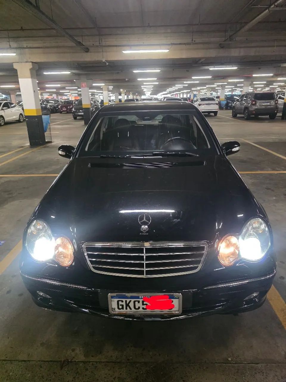 Mercedes-Benz C-320 Avantgarde 3.2 V6 24V 4P Aut. 2005