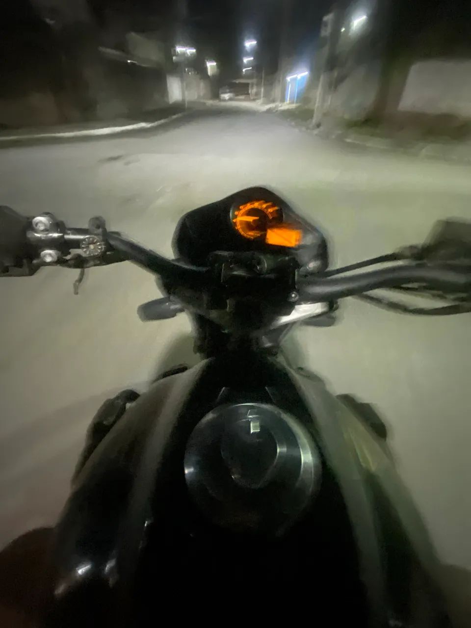 CB 300  2011  - Foto 2