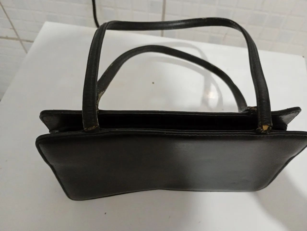 Bolsa Arezzo com avaria na alça  - Foto 2