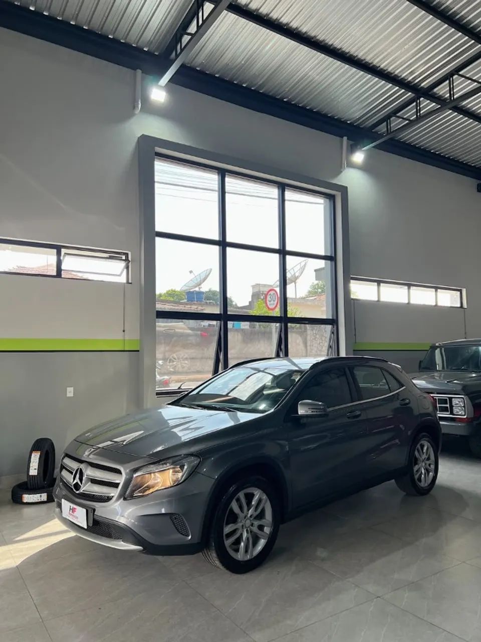Mercedes-Benz GLA 200 Adv. 1.6/1.6 TB 16V Flex Aut. 2016