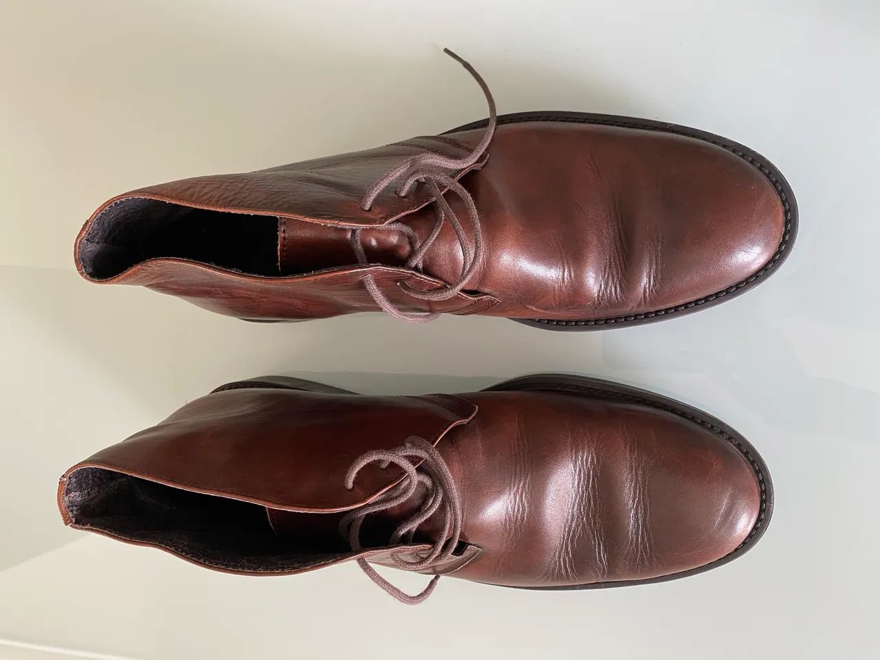 Bota de couro com solado de borracha  - Foto 5