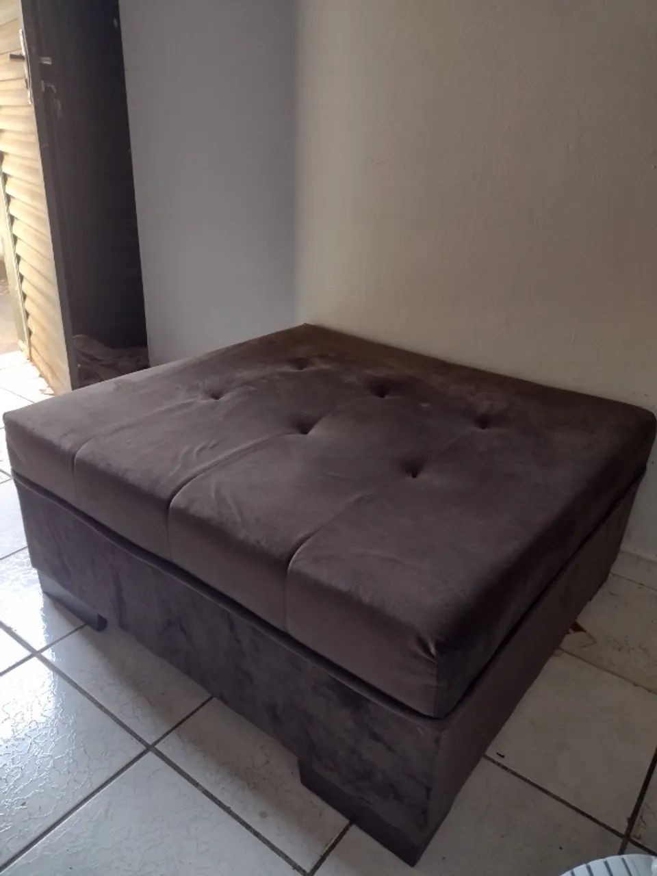 Sofá quadrado de canto , ótimo estado 
