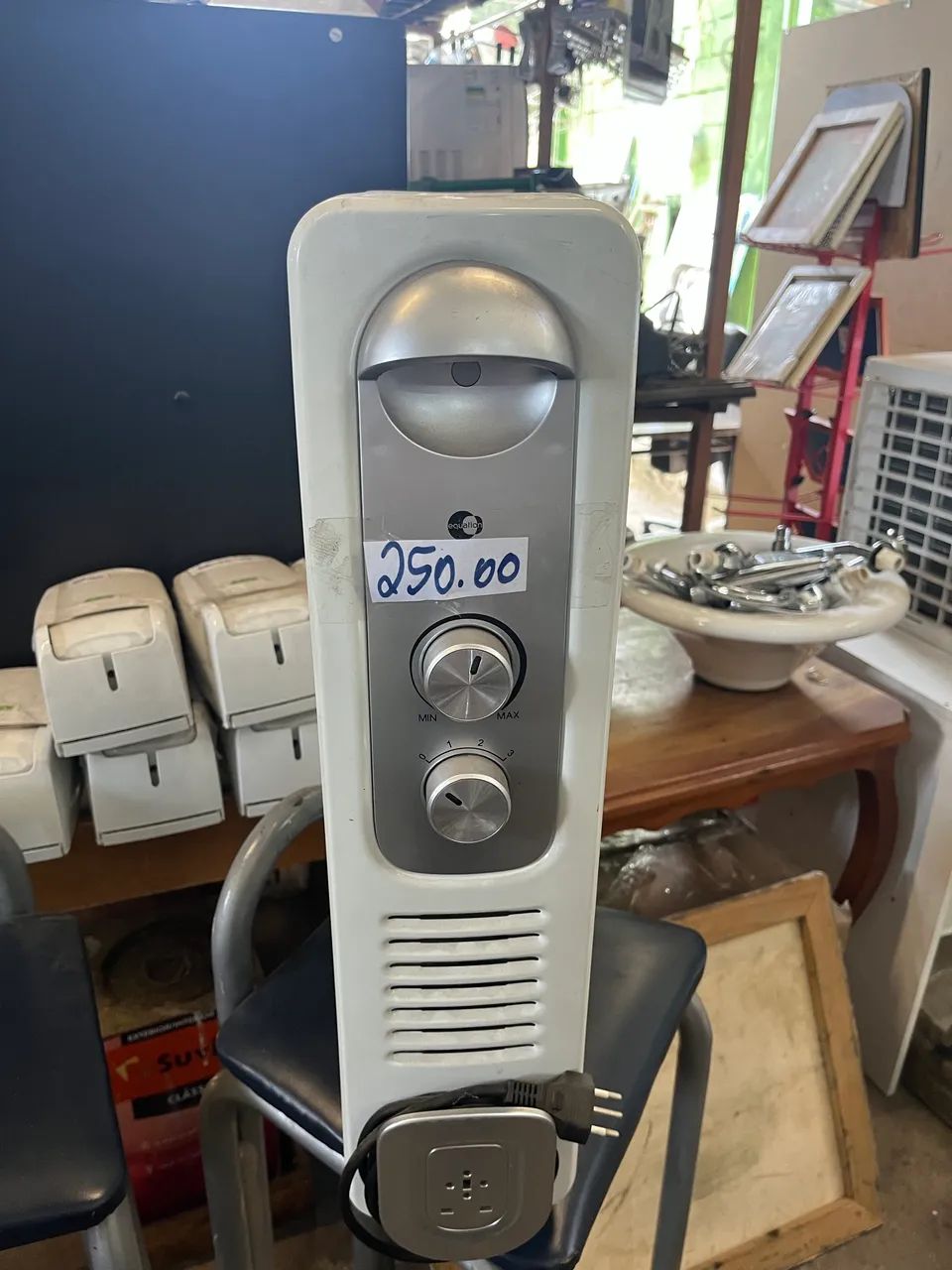 AQUECEDOR ELÉTRICO A ÓLEO 