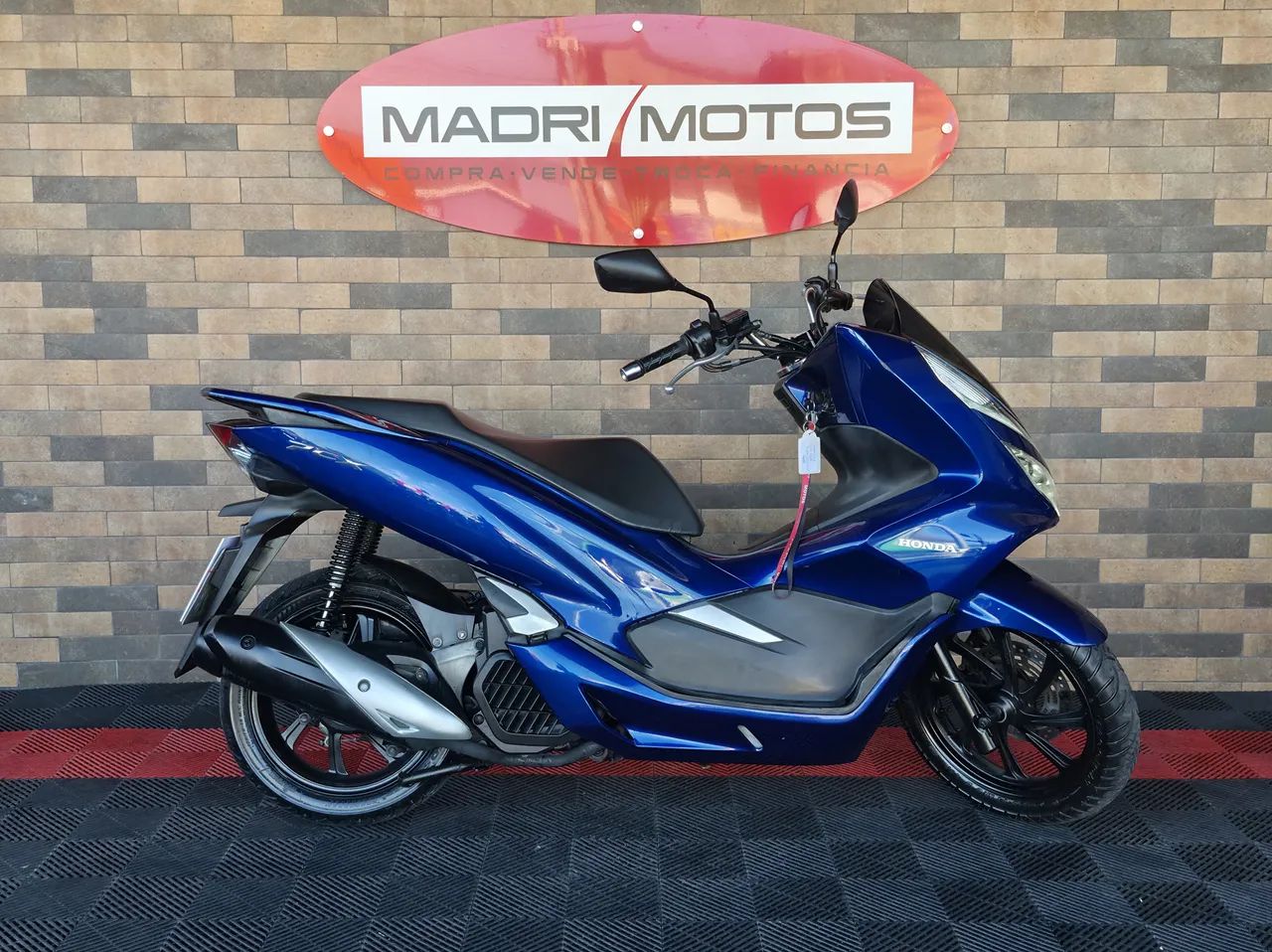 Honda PCX 150 149 cc 