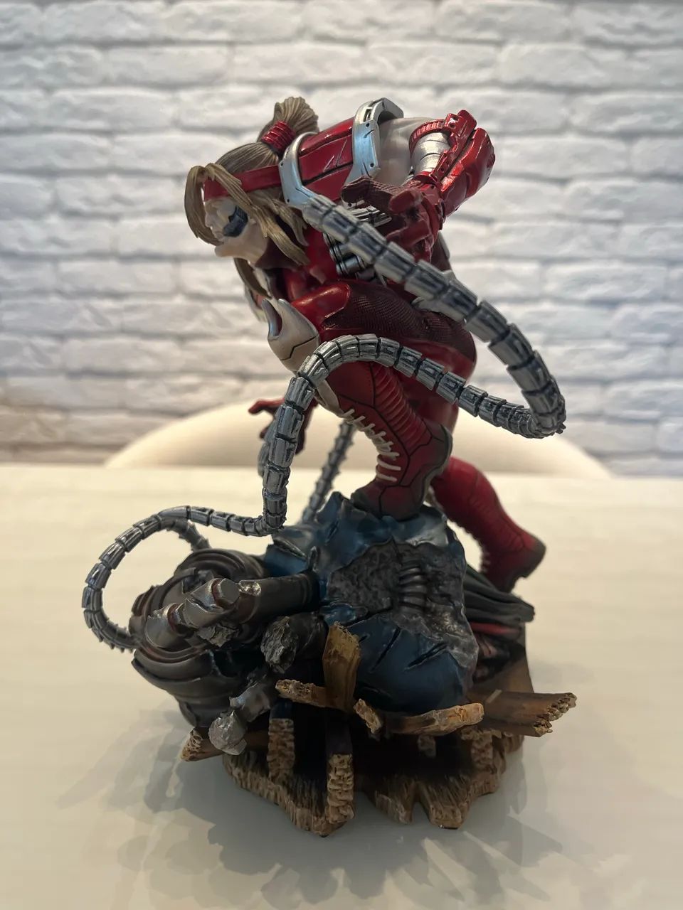 Omega Red X-Men Iron Studios Wolverine - Foto 2
